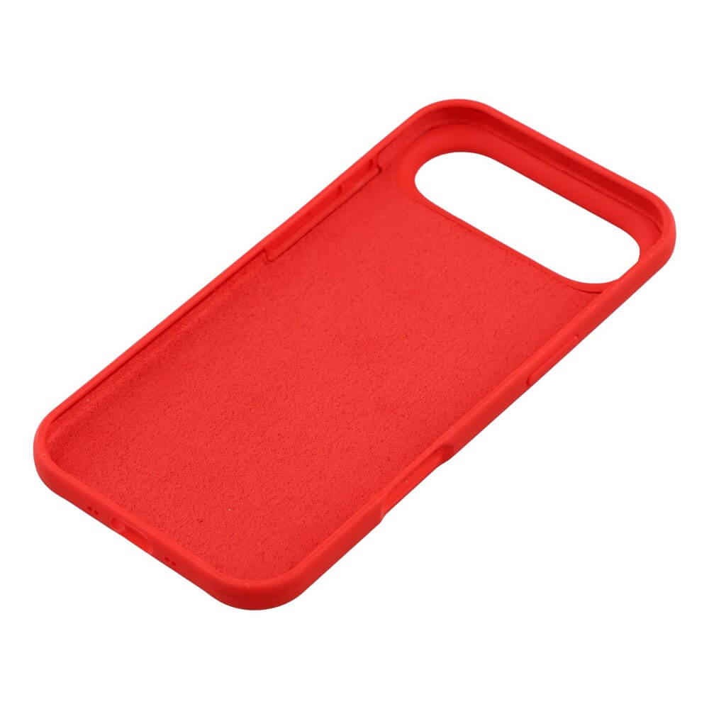 Die Cover-Discount iPhone 17 Air - Solide Silikonhülle in Rot mit großem Kameraausschnitt wird im schlanken Rundumschutz-Design aus schräger Top-Ansicht gezeigt.