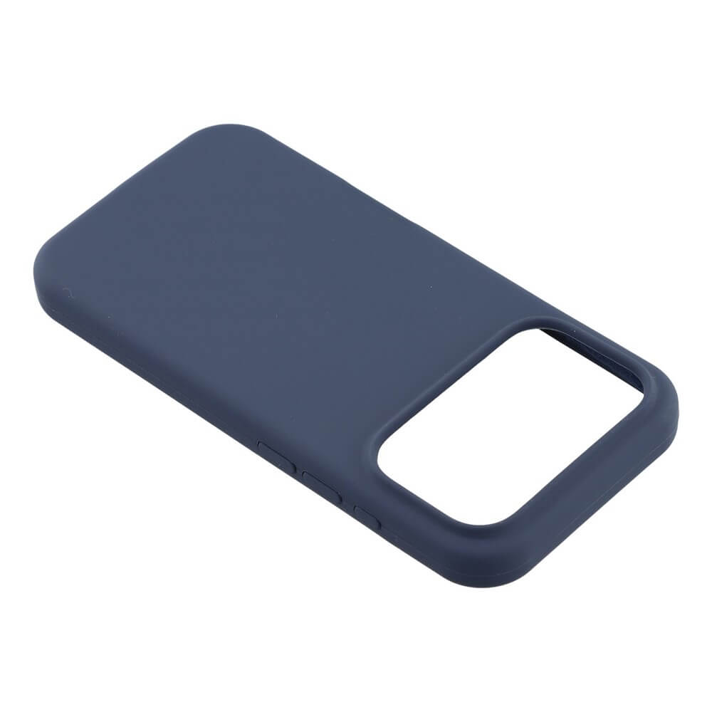 Die Cover-Discount iPhone 17 Pro - Solide Silikonhülle in marineblau verfügt über einen großen Kameraausschnitt und bietet schlanken Rundumschutz. Abgewinkelt auf weißem Hintergrund abgebildet.