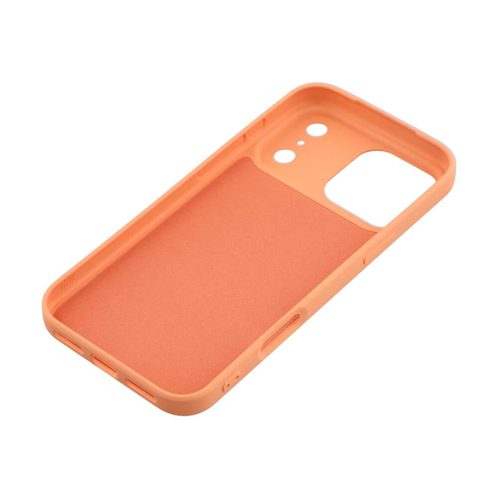 Die Cover-Discount Silikon Gummi Hülle in Unifarbe für das iPhone 17 Pro Max schützt Ihr Smartphone zuverlässig - orange Schutzhülle mit Kameraausschnitt, präsentiert auf weißem Hintergrund.
