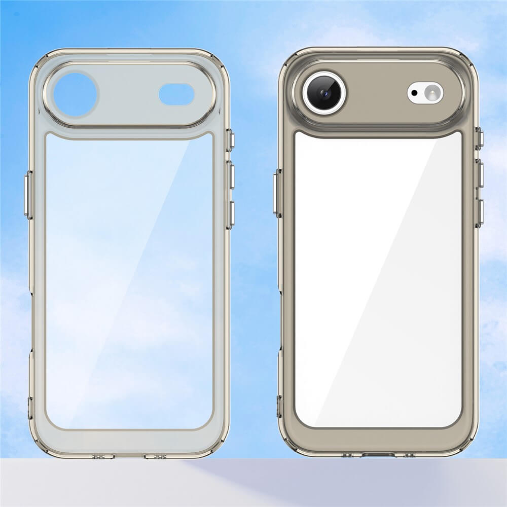Transparente Smartphone-Hüllen mit präzisen Aussparungen, die blauen Himmel reflektieren, auf weißer Fläche