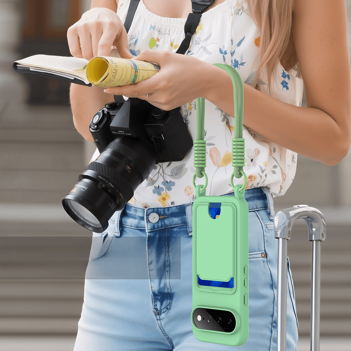 Google Pixel 11 - Custodia in silicone liquido con portacarte e tracolla