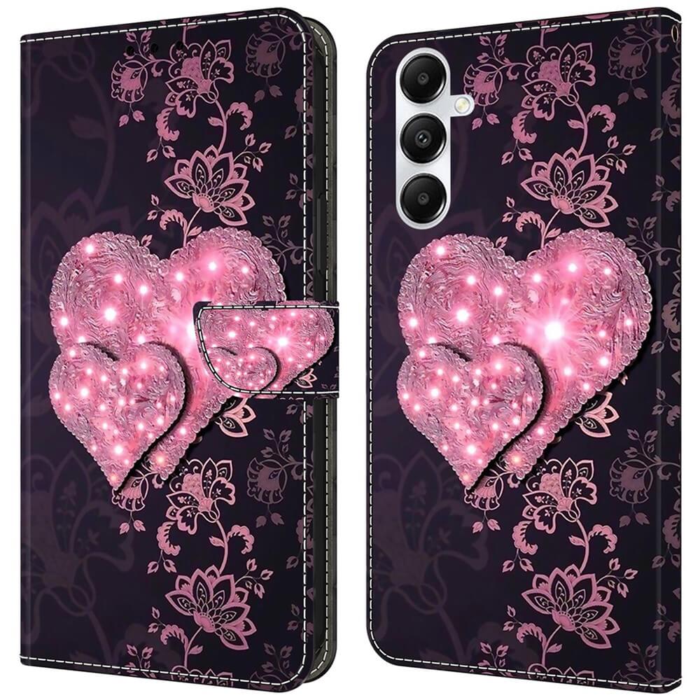 Das Galaxy A35 - 3D-Effekt Hülle Etui von Cover-Discount zeigt glitzernde rosa Herzen und florale Motive auf dunklem Grund - ein stilvoller Schutz für Ihr Handy.
