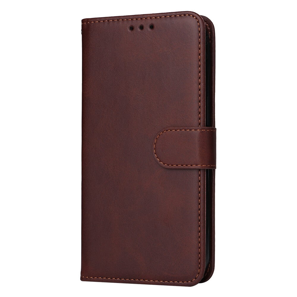 Dunkelbraune Leder-Handytasche mit Nähten und Riemenverschluss, geeignet für Smartphones.