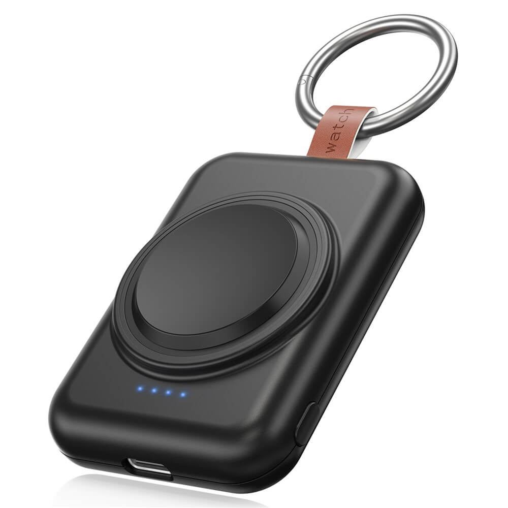 Die Cover-Discount.ch Mini Powerbank Samsung Galaxy Watch ist ein kompaktes schwarzes Schlüsselanhänger-Ladegerät mit Lederband, LED-Leuchten, 1800mAh Kapazität und einem kreisförmigen Ladepad für drahtloses Laden.