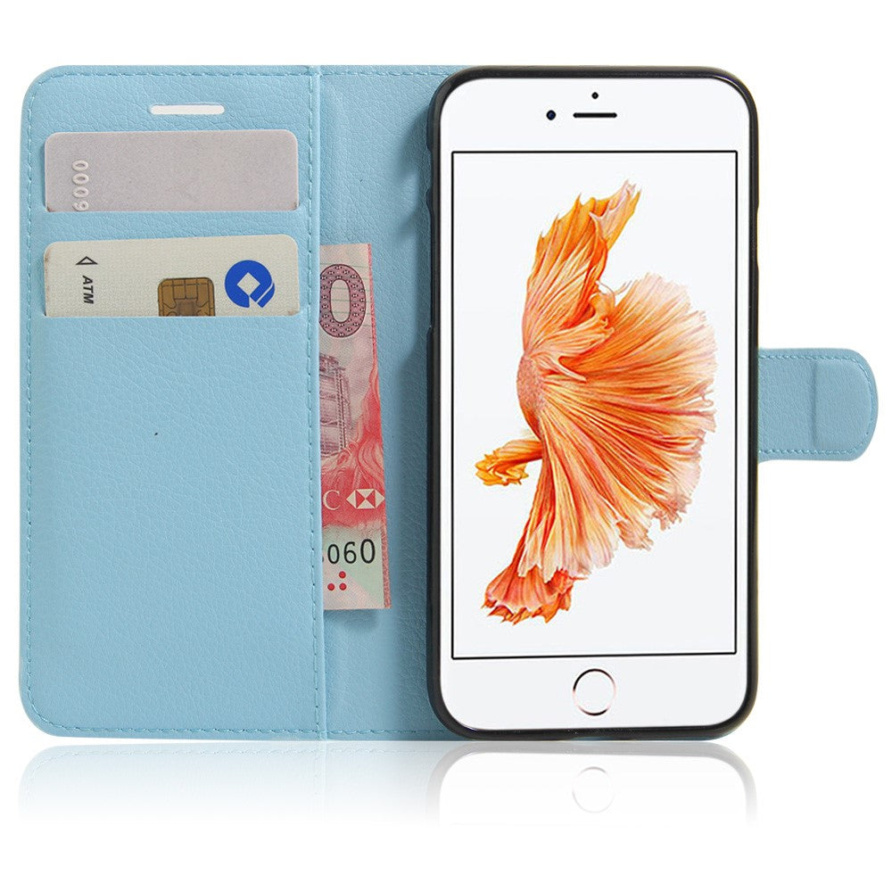 iPhone 8 / 7 - Leder Tasche Etui Hülle Karten Fächer hellblau